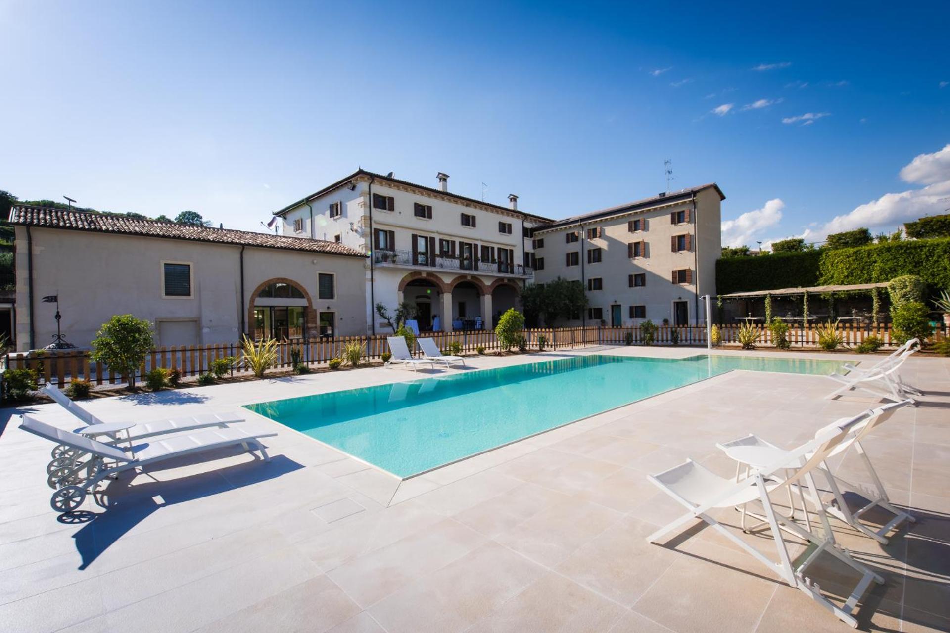 Verdeolivo 1876 - Apartments & Pool Mezzane di Sotto Exteriér fotografie